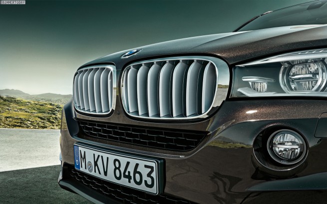 BMW-X5-F15-Wallpaper-1920x1200-07