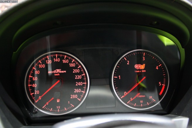 BMW-Z4-AC-Schnitzer-99d-Genf-2011-Interieur-11