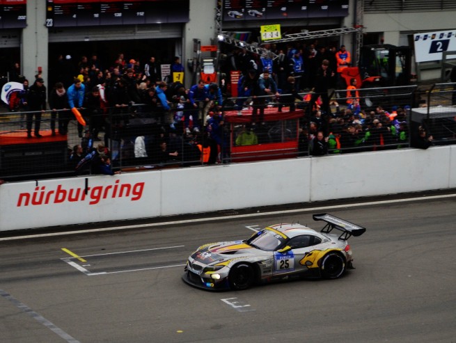 BMW-Z4-GT3-Marc-VDS-24h-Nuerburgring-2013-Zieldurchfahrt