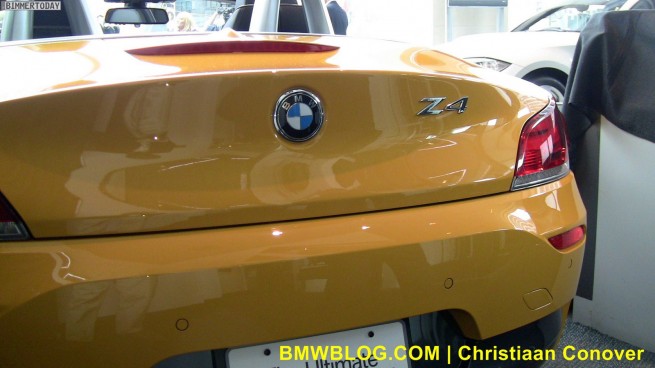 BMW-Z4-sDrive28i-NY2011-Atacama-12