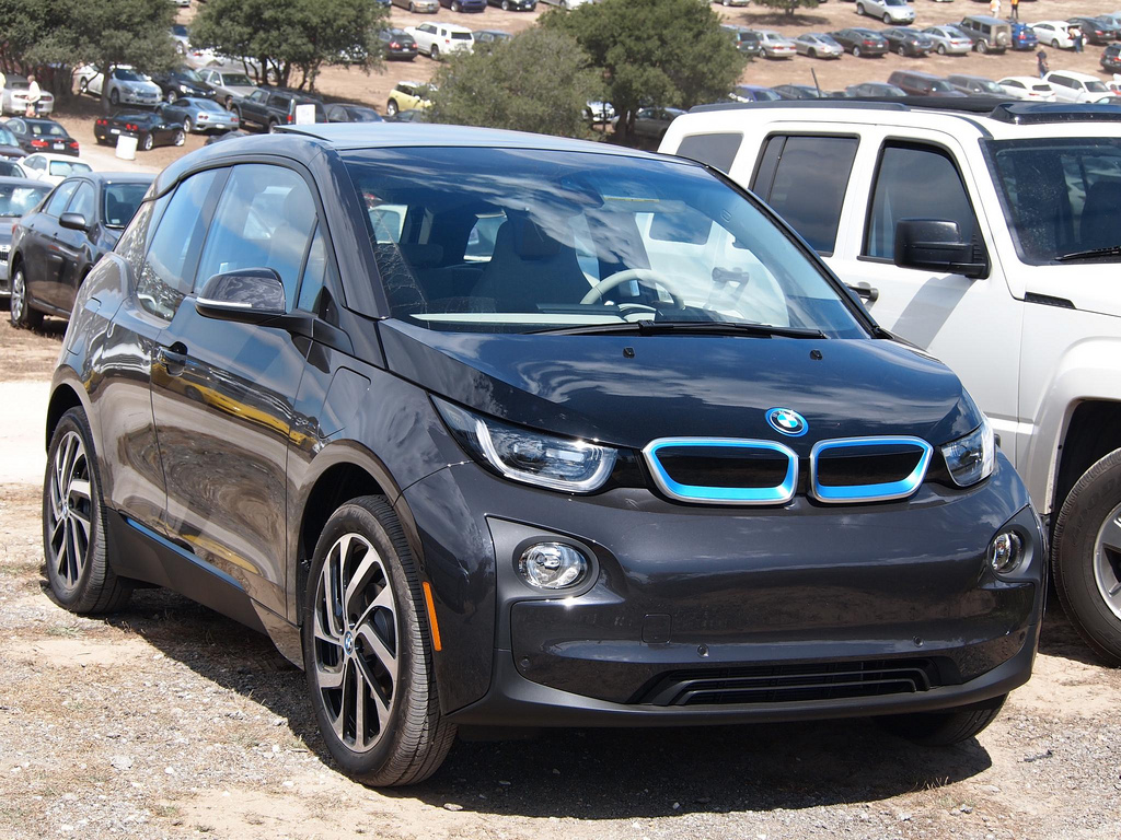 BMW-i3-Arravanigrau-Elektroauto-2013-Arravani-Grau-1.jpg