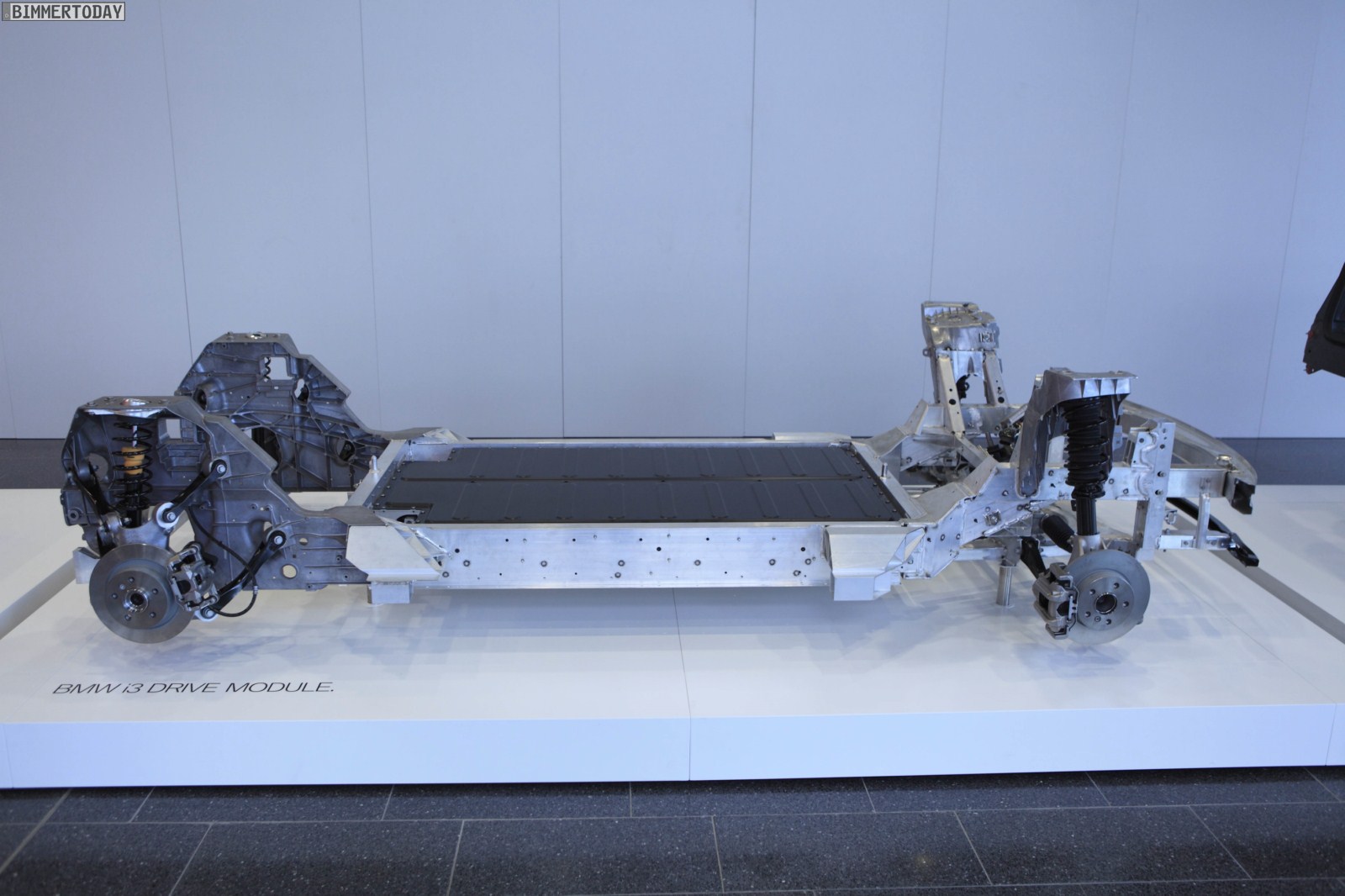 BMW-i3-Drive-Modul-012.jpg