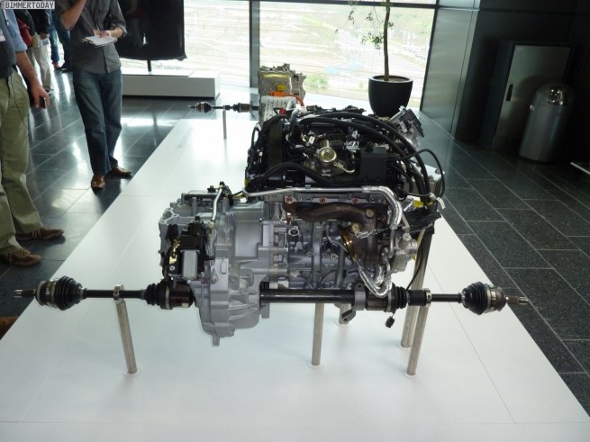 BMW-i8-Dreizylinder-Ottomotor-03