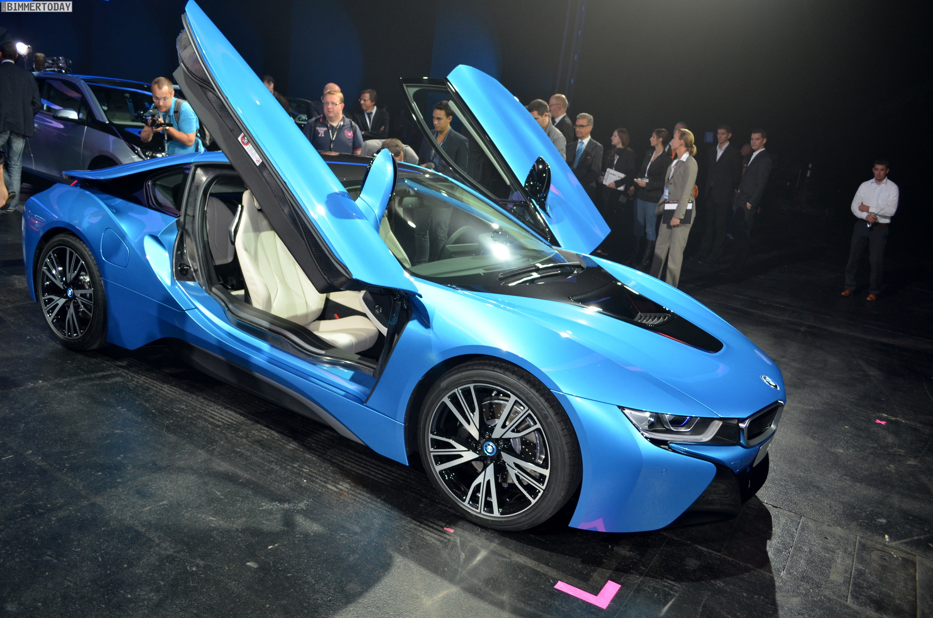 Bmw I8 In Mission Impossible 4