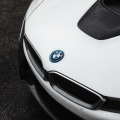 BMW i8: Kristallweiß Perleffekt und Frozen Grey – neue Fotos