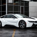 BMW i8: Kristallweiß Perleffekt und Frozen Grey – neue Fotos