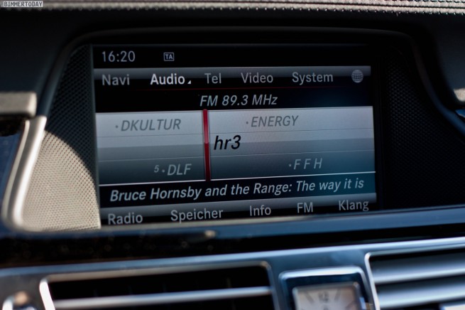 Blogger-Infotainment-Vergleich-2012-Mercedes-CLS-06