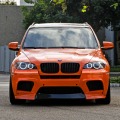 EAS BMW X5 M Tuning: Feuerorange trifft Power-SUV