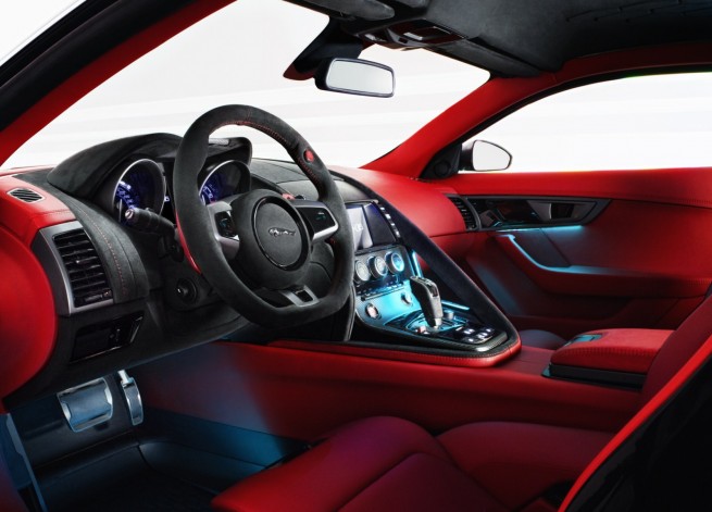 Jaguar-C-X16-Concept-offiziell-17