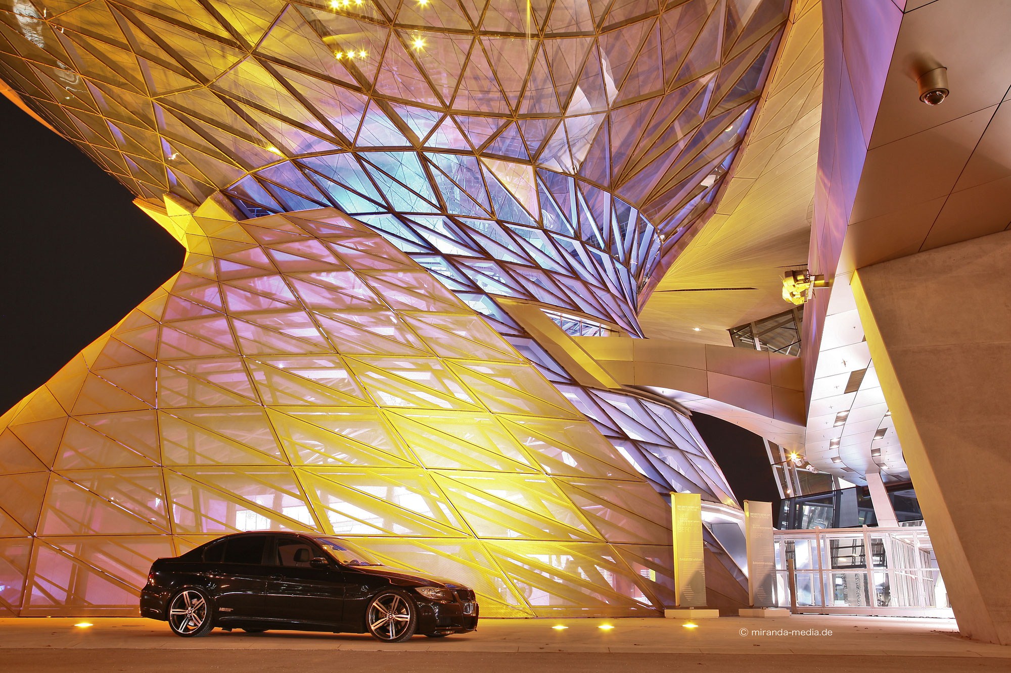 Jordi-Miranda-BMW-Wallpaper-15.jpg