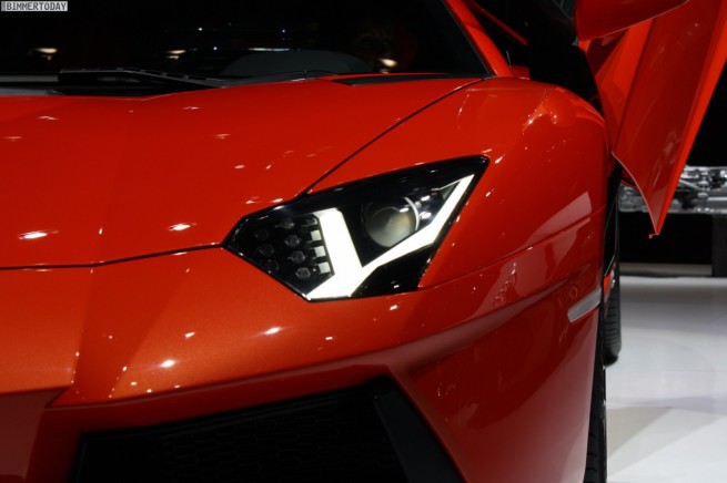 Lamborghini-Aventador-Genf-2011-08-655x436.jpg