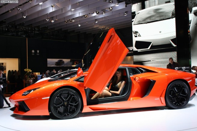 Lamborghini-Aventador-Genf-2011-28-655x436.jpg