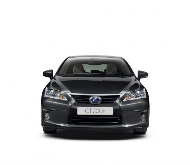 Lexus-CT-200h