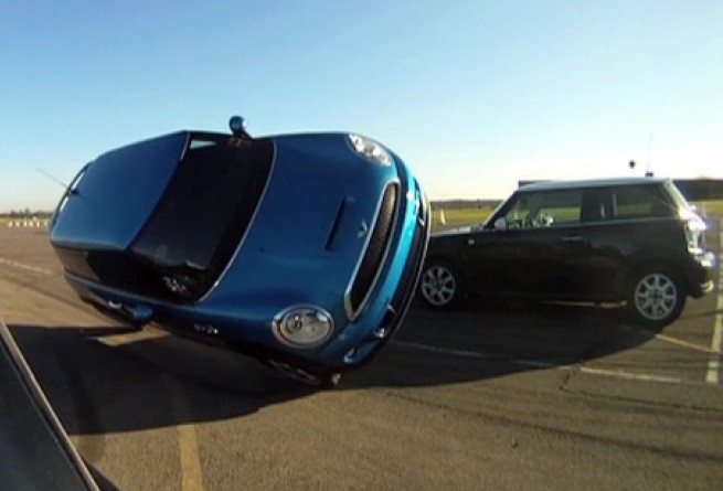 MINI-Cooper-S-R56-LCI-Erzfeind-der-Langeweile MINI-Cooper-S-R56-LCI-Erzfeind-der-Langeweile