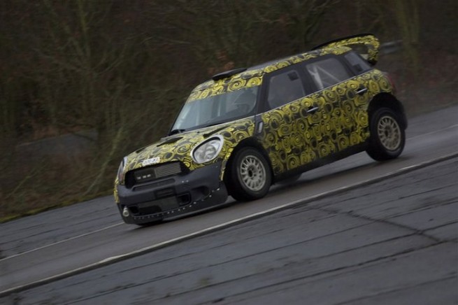 MINI-Countryman-Testing-Prodrive-03
