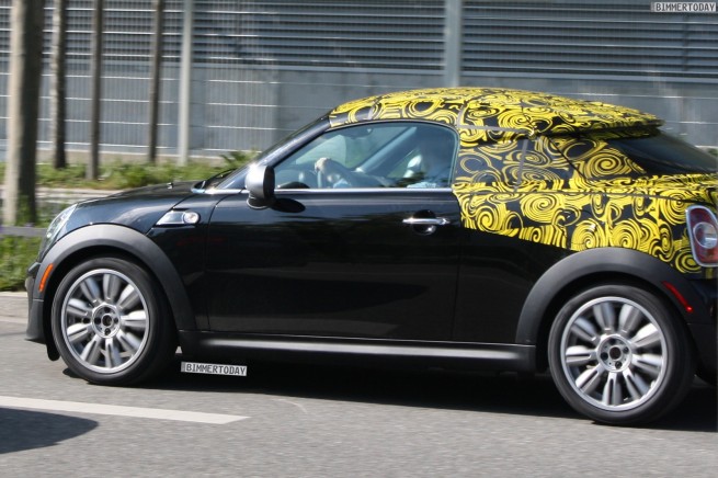 MINI-Coupé-R59-Spyshots-08