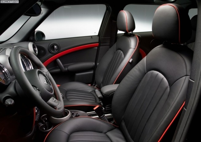 MINI-John-Cooper-Works-Countryman-JCW-R60-Innenraum-Genf-2012-02