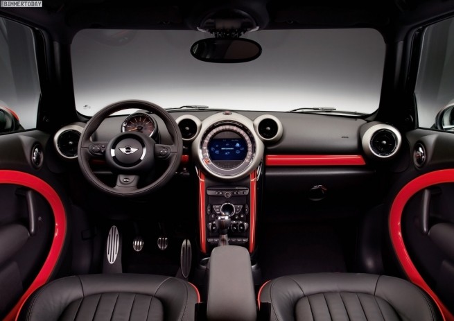 MINI-John-Cooper-Works-Countryman-JCW-R60-Innenraum-Genf-2012-07