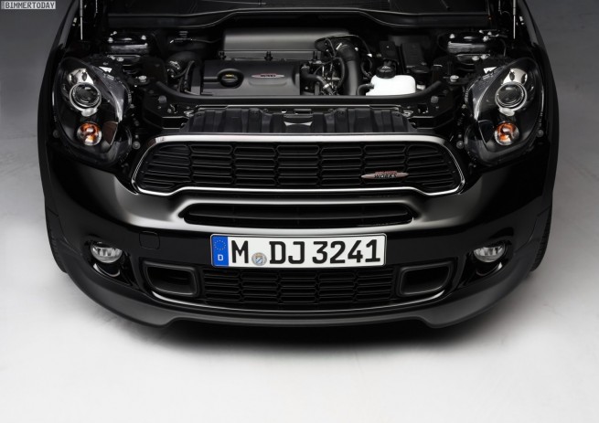 MINI-John-Cooper-Works-Countryman-JCW-R60-Motor-218-PS-Genf-2012-01
