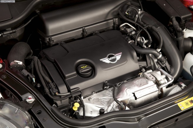 MINI-Roadster-2012-Interieur-UK-RHD-02