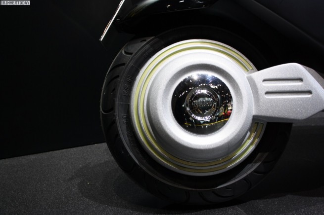 MINI-Scooter-E-Concept-Paris-2010-Details-44