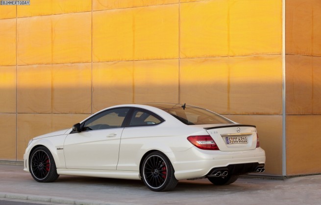 Mercedes-Benz-C63-AMG-Coupé-09