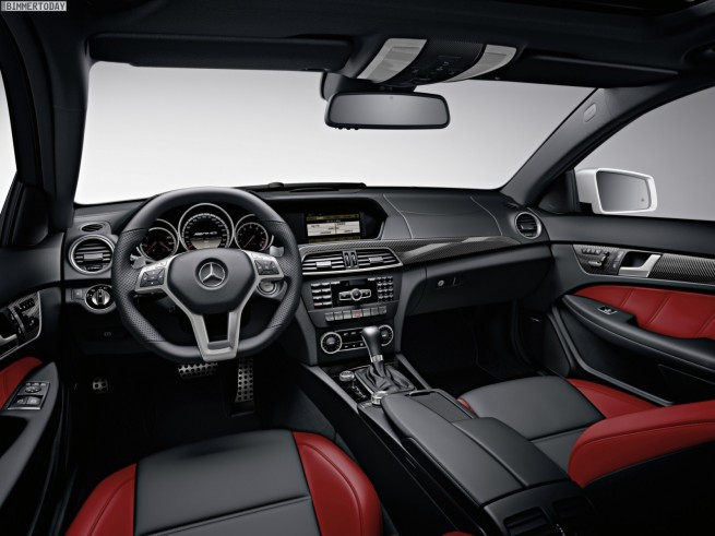 Mercedes-Benz-C63-AMG-Coupé-15