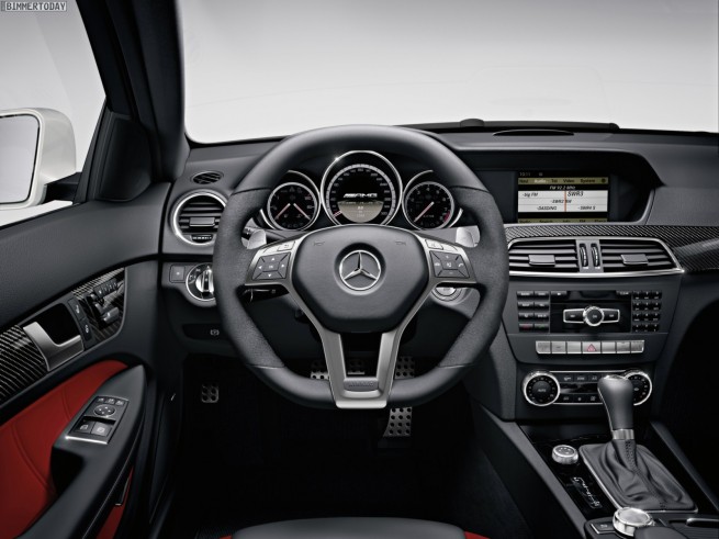 Mercedes-Benz-C63-AMG-Coupé-20