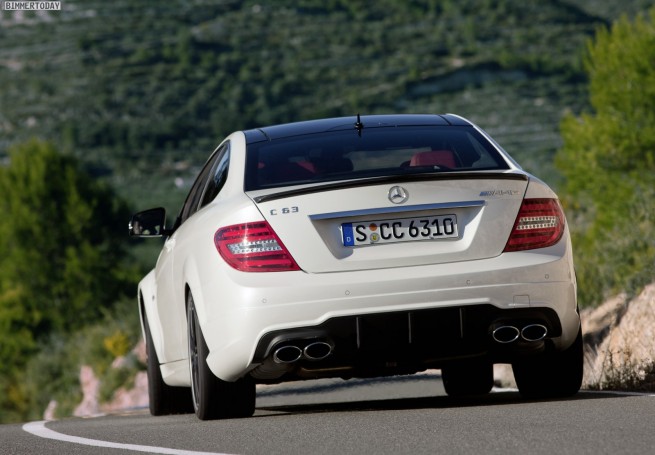 Mercedes-Benz-C63-AMG-Coupé-33