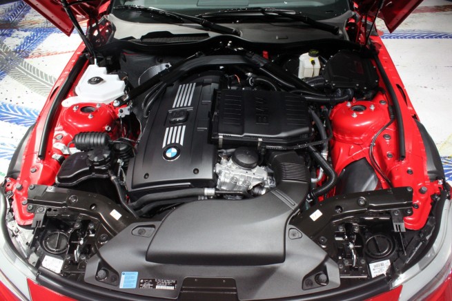 NAIAS-BMW-Z4-sDrive35is-16
