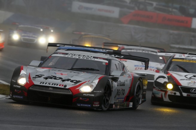 Nissan-Super-GT-2012-04