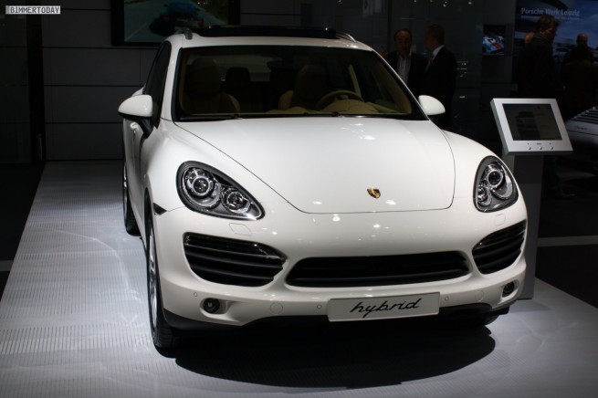 Porsche-Cayenne-Hybrid-AMI-2010-Exterieur-05