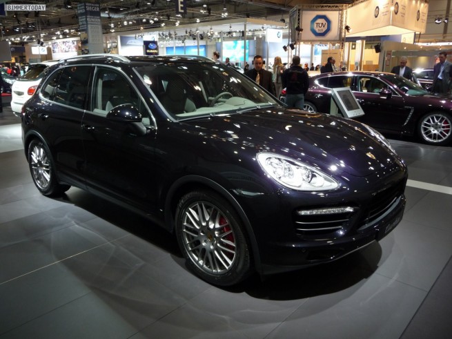 Porsche-Cayenne-Turbo-AMI-2010-05