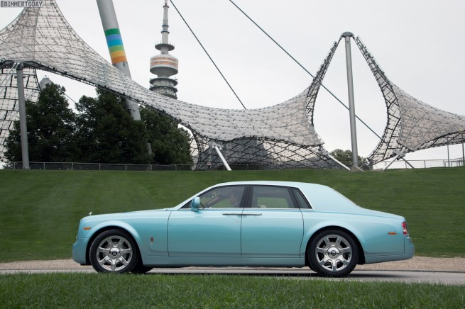 Rolls-Royce-102EX-Elektro-Phantom-World-Tour-2011-10