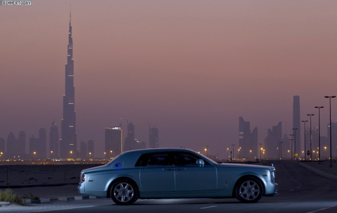 Rolls-Royce-102EX-Elektro-Phantom-World-Tour-2011-12