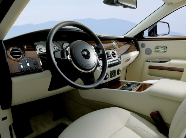 Rolls-Royce-Ghost-05