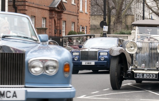 Rolls-Royce-Spirit-of-Ecstasy-Centenary-Drive-London-2011-01