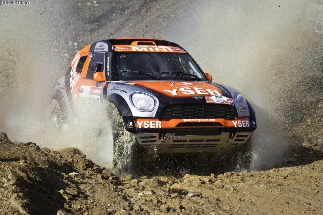 Team-X-Raid-MINI-ALL4-Racing-FIA-Weltcup-2011-05