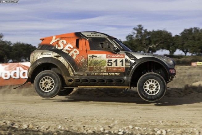Team-X-Raid-MINI-ALL4-Racing-FIA-Weltcup-2011-30