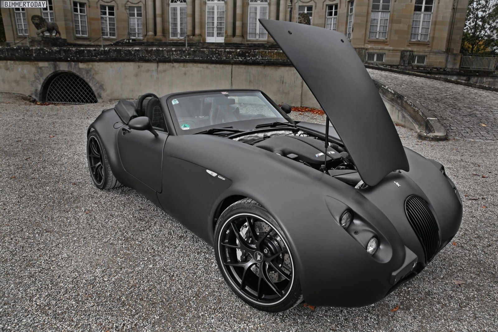 Wiesmann-MF5-V10-SchwabenFolia-Black-Bat-08.jpg