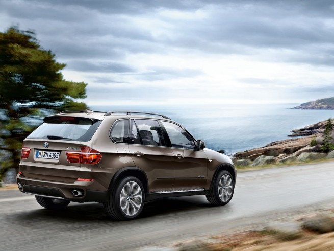 X5-E70-LCI-Wallpaper-12
