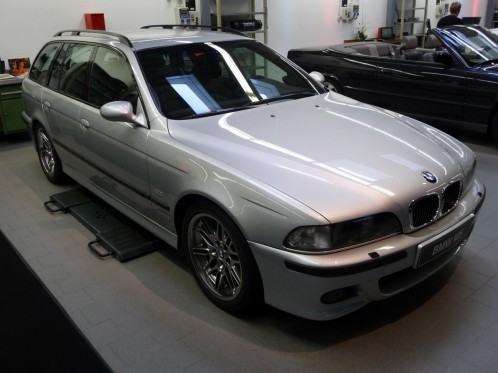 bmw-m5-e39-touring-06