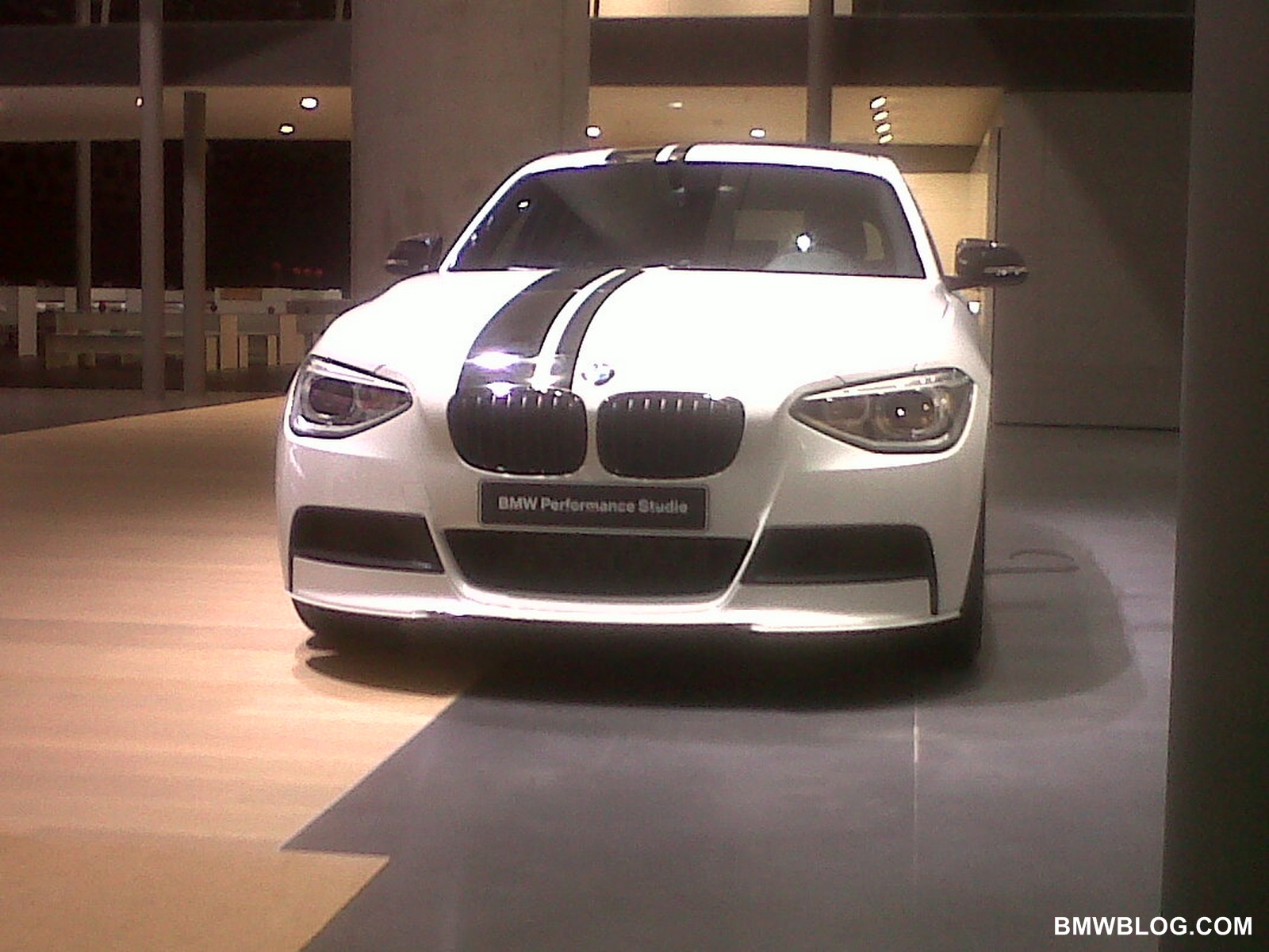 bmw-performance-studie-01.jpg