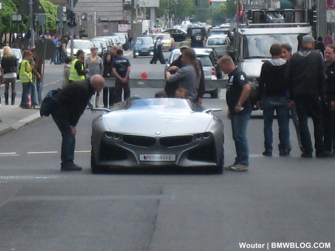 bmw-vision-commercial-03