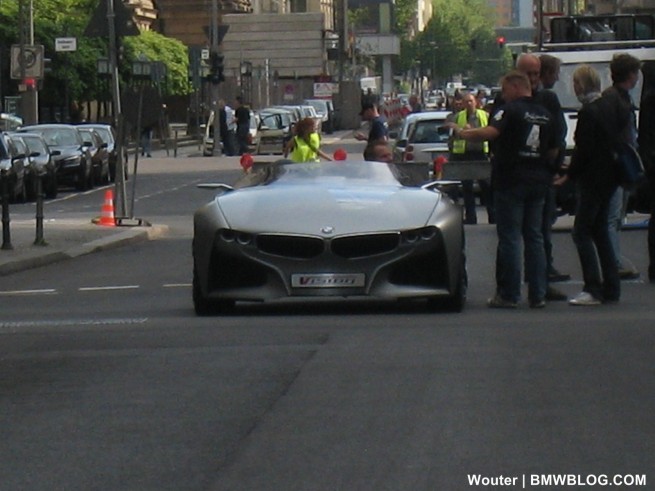 bmw-vision-commercial-05