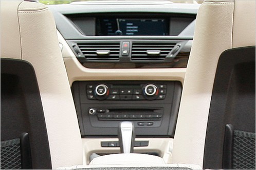 e84-interieur-01 e84-interieur-01