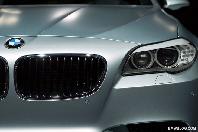la-auto-show-2011-bmw-m5-frozen-silver-3