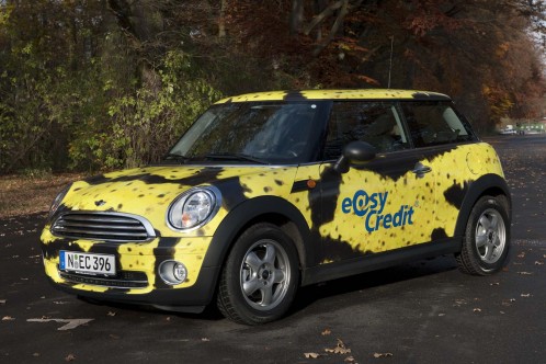 MINI-Kunstwerke auf vier Rädern: Künstler gestalten Fahrzeuge fü