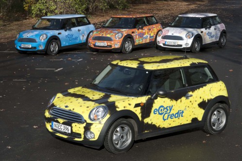 MINI-Kunstwerke auf vier Rädern: Künstler gestalten Fahrzeuge fü