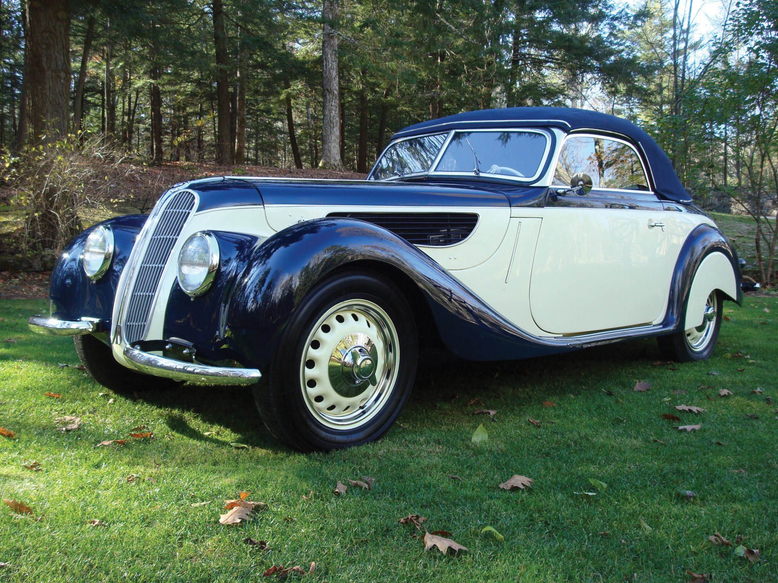 RM Auctions versteigert BMW 327/28 Sport Cabriolet von 1939